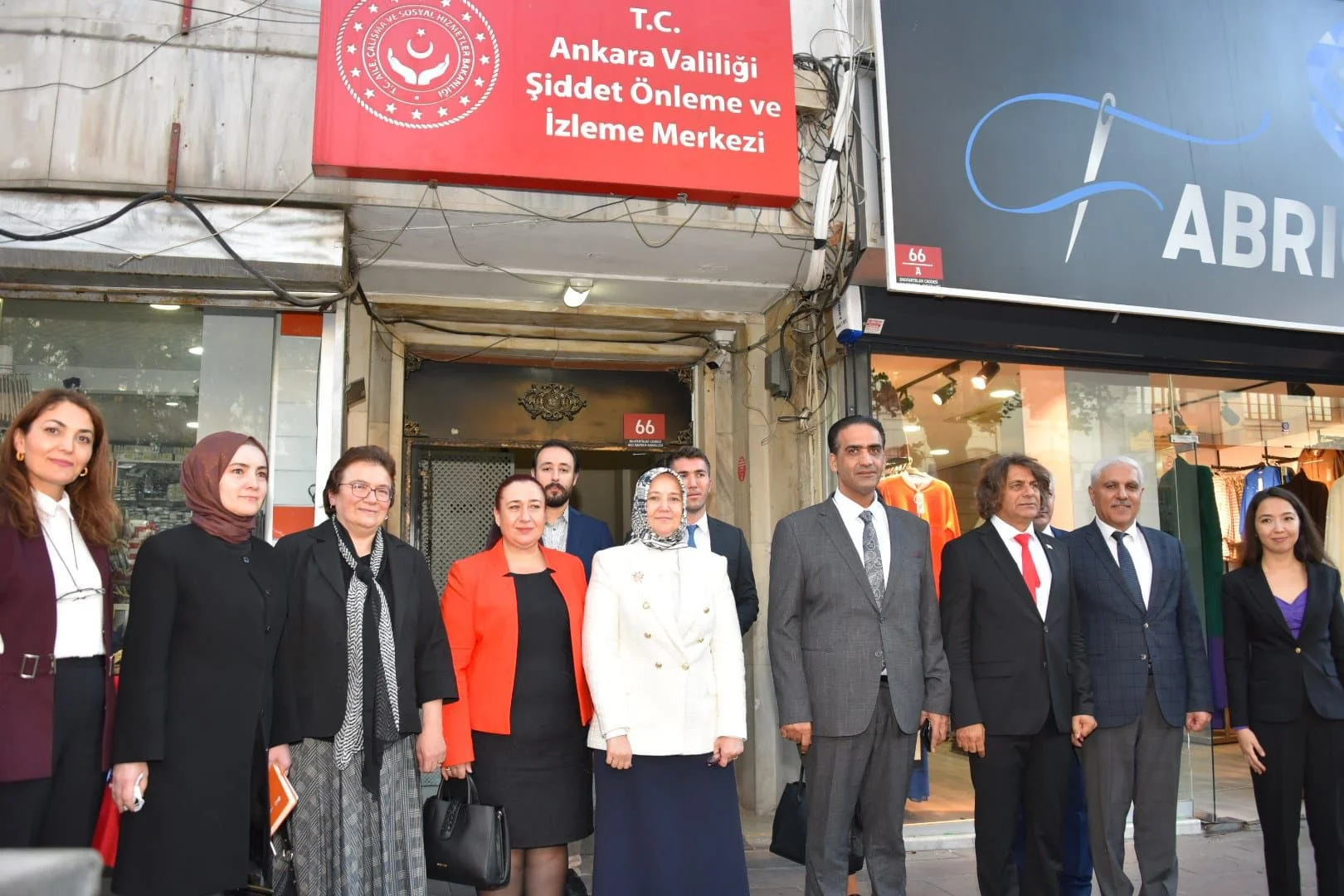 Ankara’da çocuk evleri ve ŞÖNİM uygulamalarını inceledi