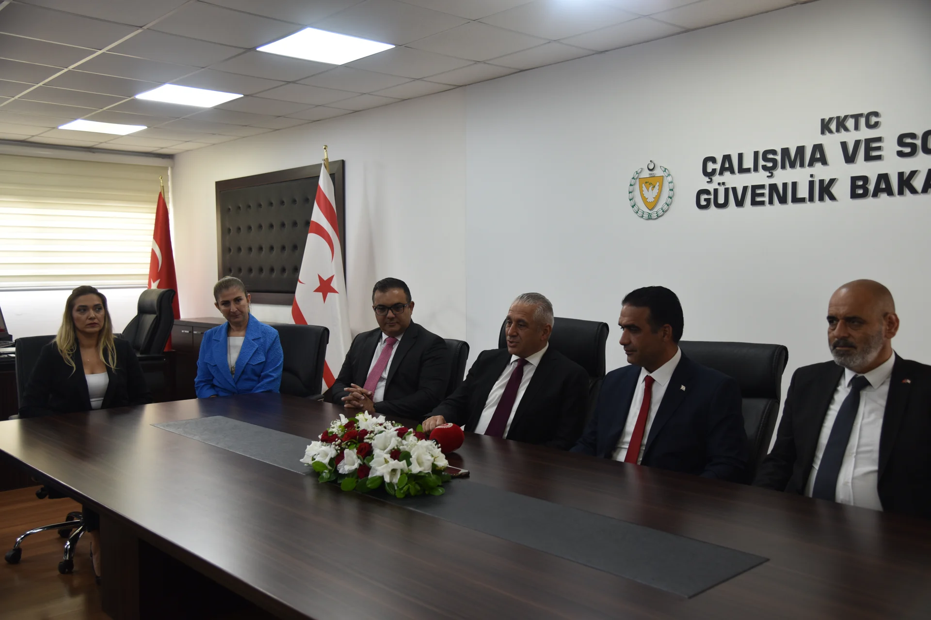 Çalışma ve Sosyal Güvenlik Bakanlığı görevini devraldı