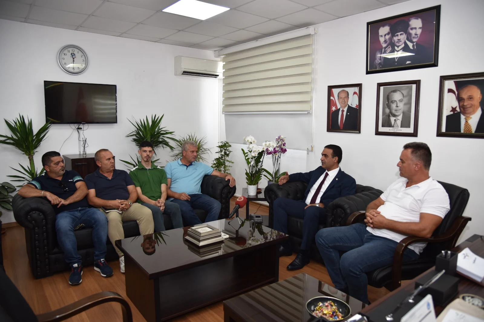 Alüminyum Doğramacılar Birliği temsilcilerini dinledi