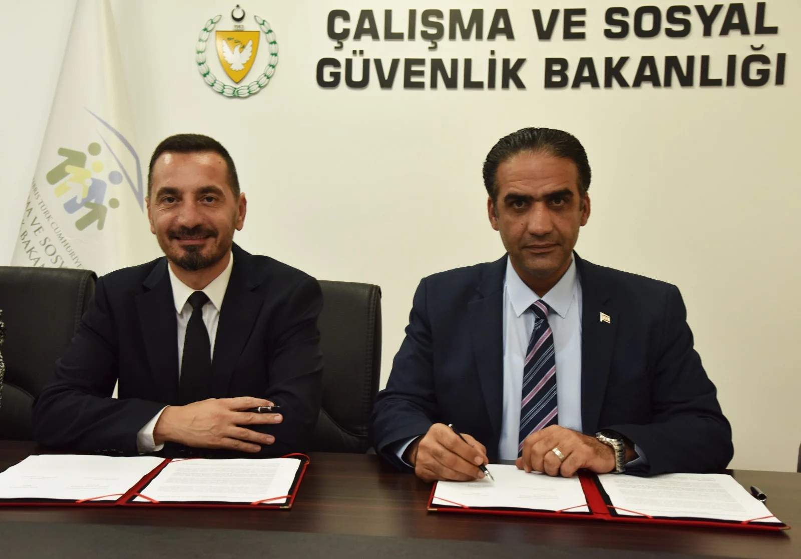 Şiddet mağduru kadınlara adli yardım protokolünü yeniledi